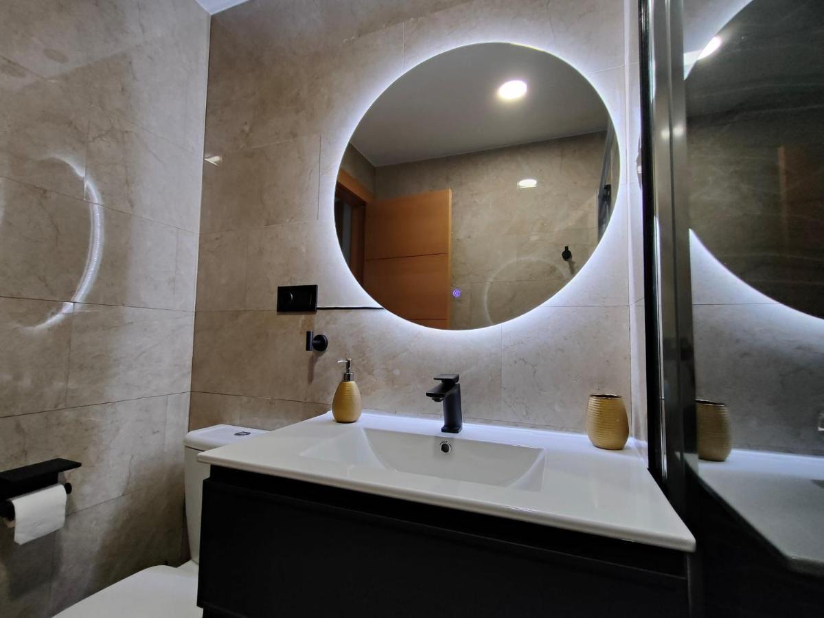 Budha Luxury Apartment Centro Historico De マラガ エクステリア 写真
