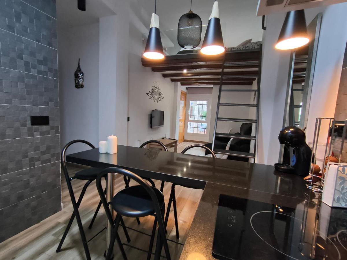 Budha Luxury Apartment Centro Historico De マラガ エクステリア 写真